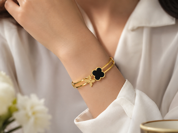 The-Midnight-Clover-Bracelet (2)