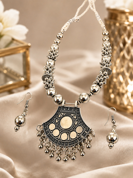 antiquesilvertone3