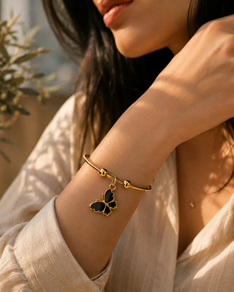 midnight-butterfly-bangle-gold2